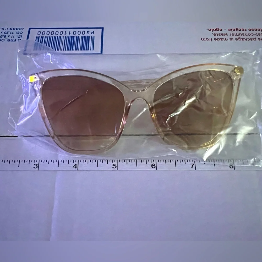 NIP Boho Cat Eye Sunglasses, Tawny‎